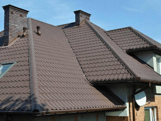 Металлочерепица Grand Line Монтеррей 0,5 Satin RR 32 Темно-коричневый 3 - в «Монолит-Металлопрокат».